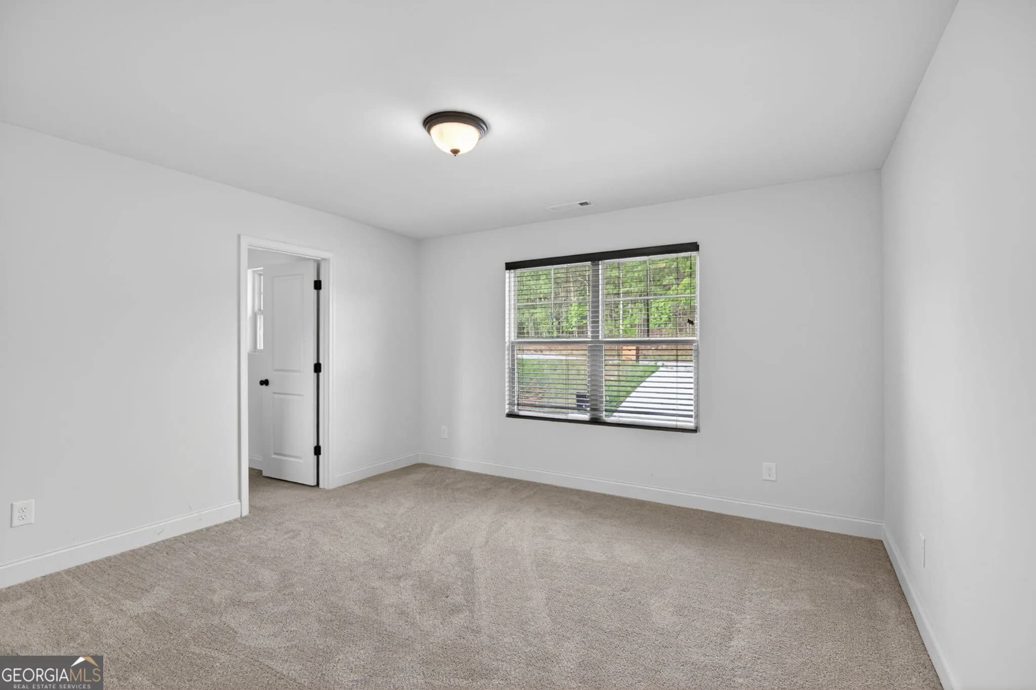 1180 Awenasa Dr — photo 14 of 23