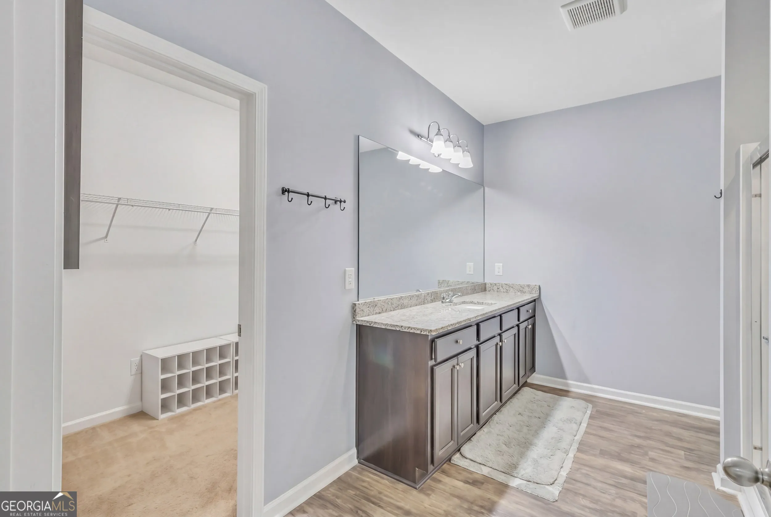7210 Ashley Falls Ct — photo 4 of 16