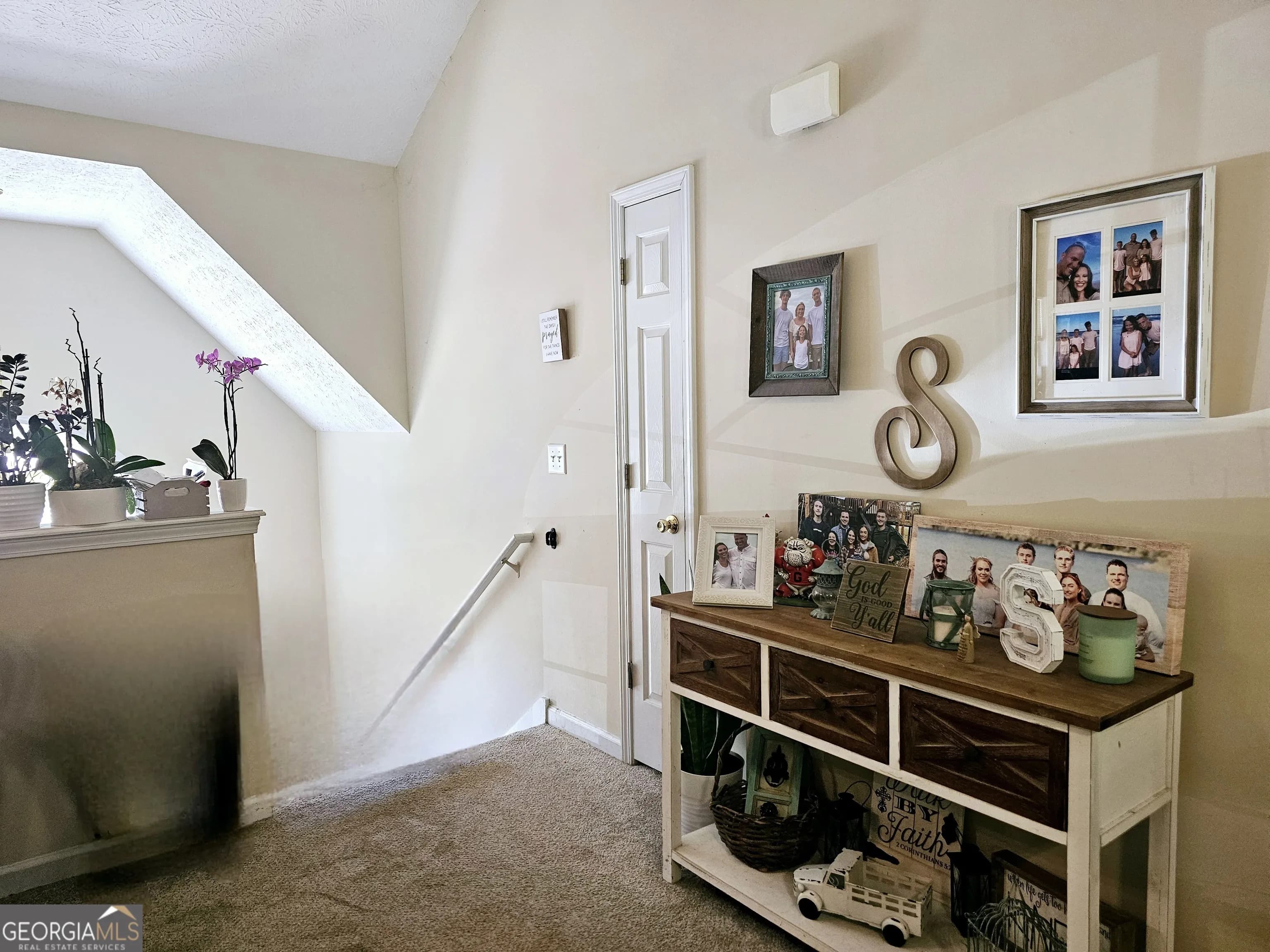 252 Emerald Pointe Dr — photo 12 of 19