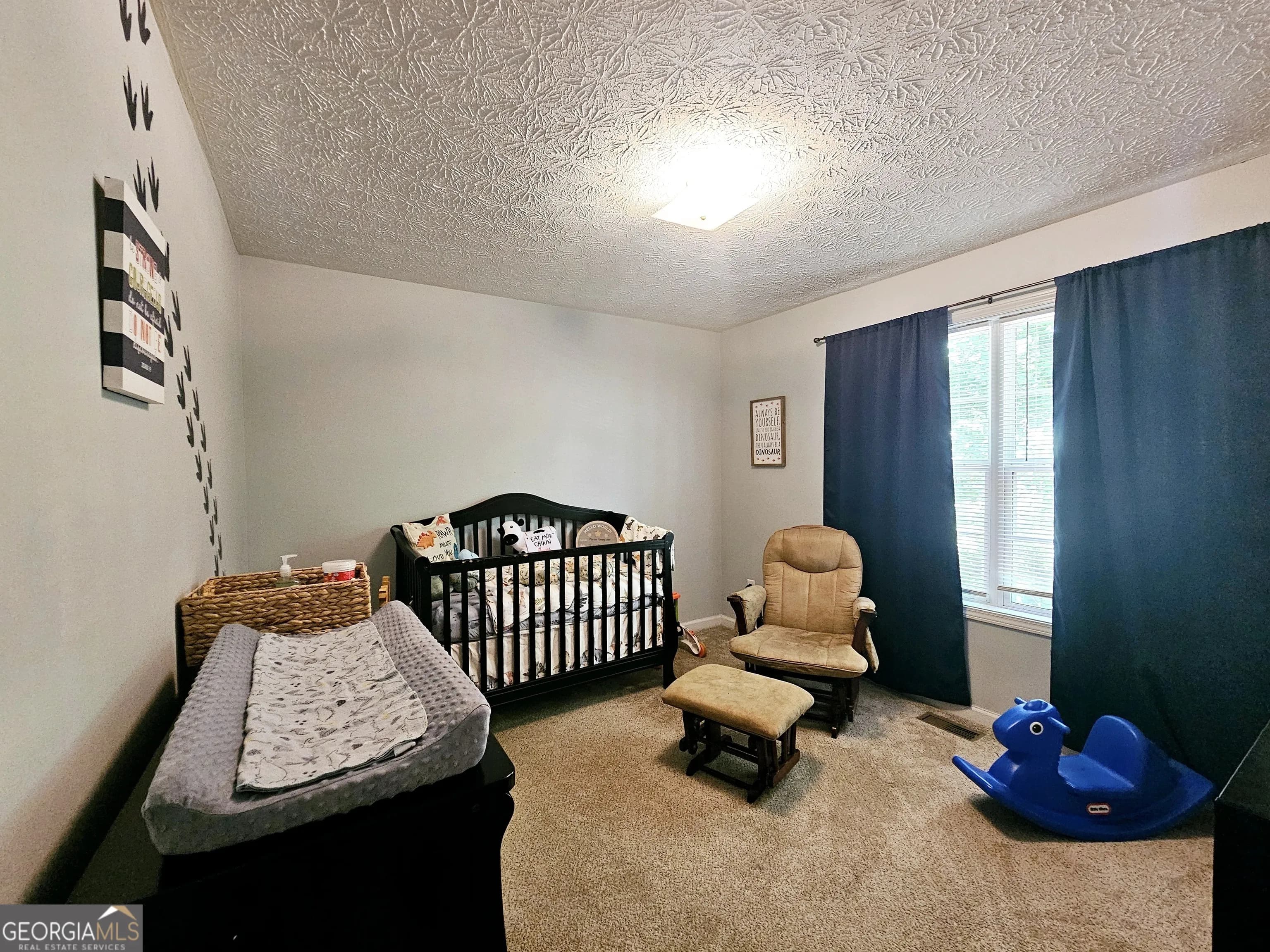 252 Emerald Pointe Dr — photo 4 of 19