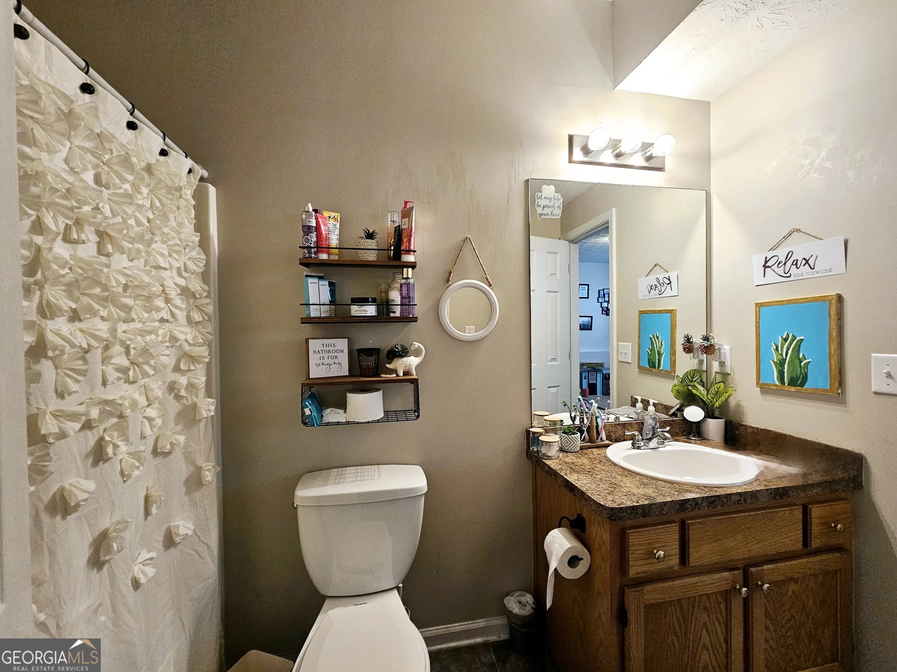252 Emerald Pointe Dr — photo 8 of 19