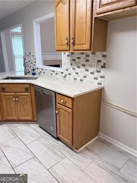 299 Heights Ln — photo 5 of 83