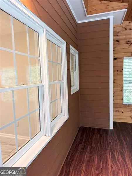 299 Heights Ln — photo 16 of 83