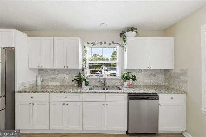 645 Clyde Cole Rd — photo 8 of 36