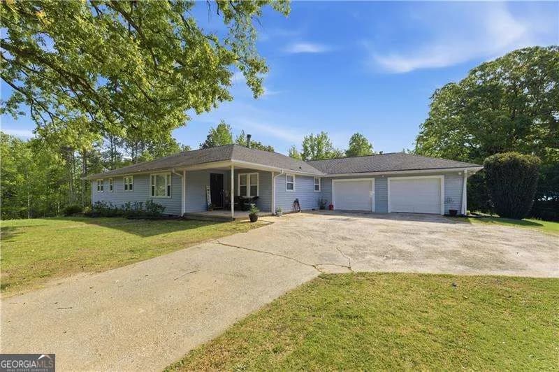 645 Clyde Cole Rd — photo 2 of 36