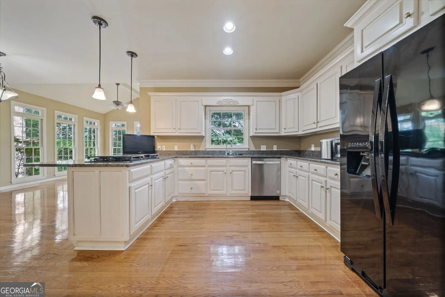 5044 Chapel Lake Cir — photo 4 of 58