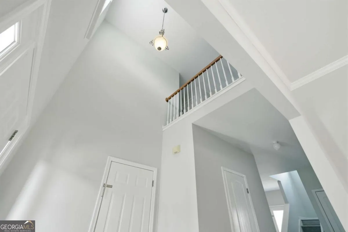 35 Crescent Ln — photo 21 of 73