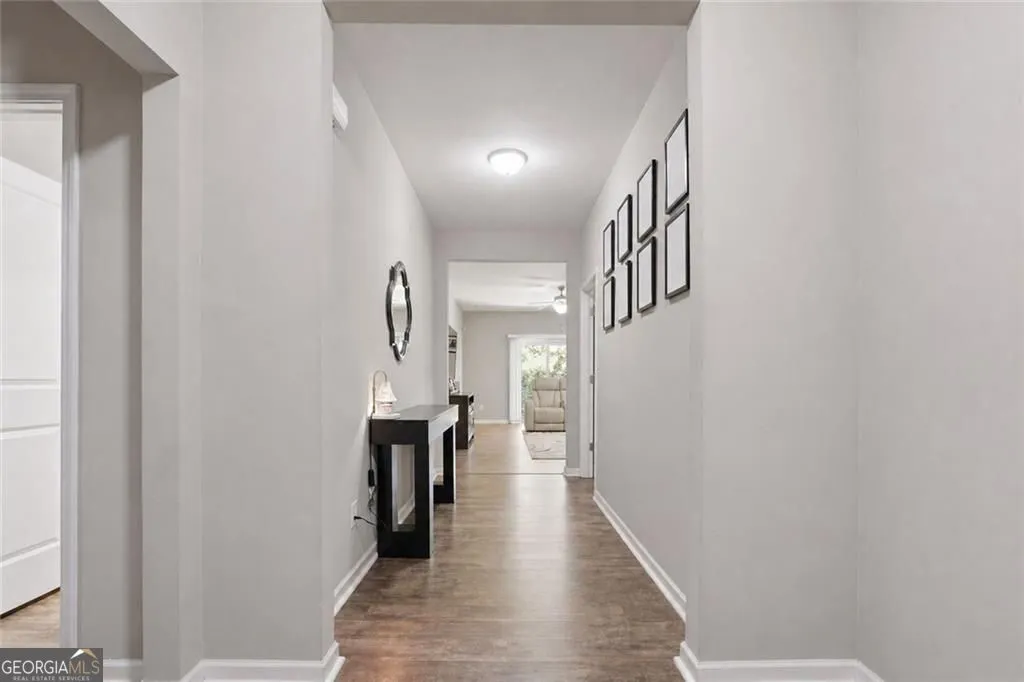7227 Ashley Falls Ct — photo 2 of 19