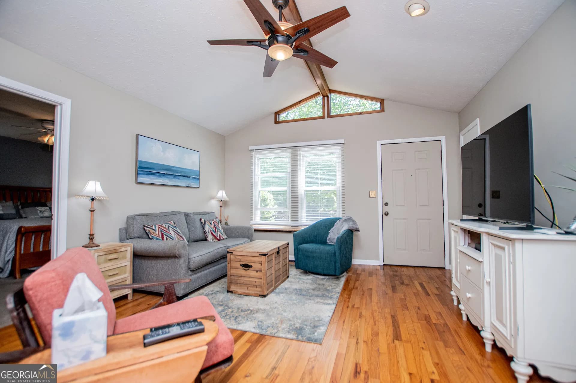 1385 Lakeview Pkwy — photo 5 of 70