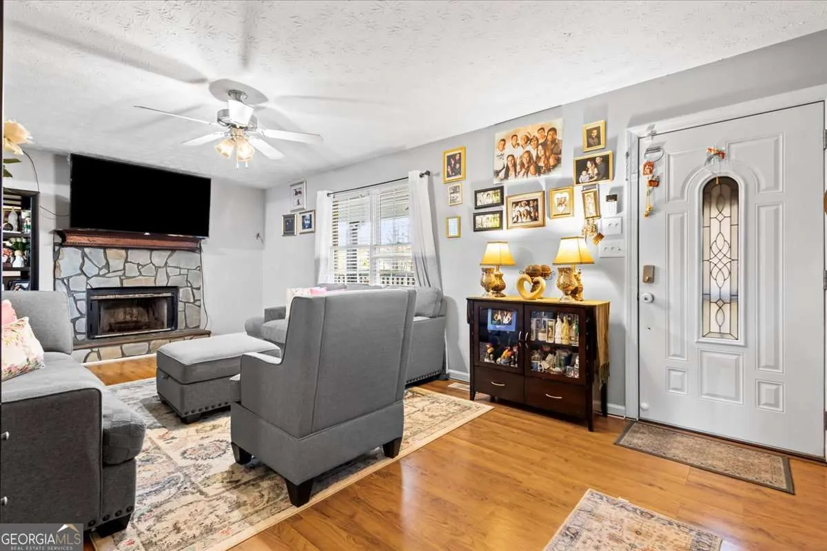 916 Marshall Fuller Rd — photo 11 of 36