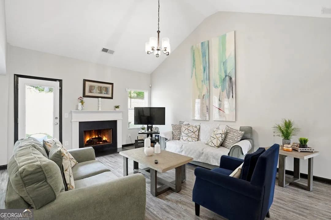 2556 Grayton Loop — photo 3 of 31