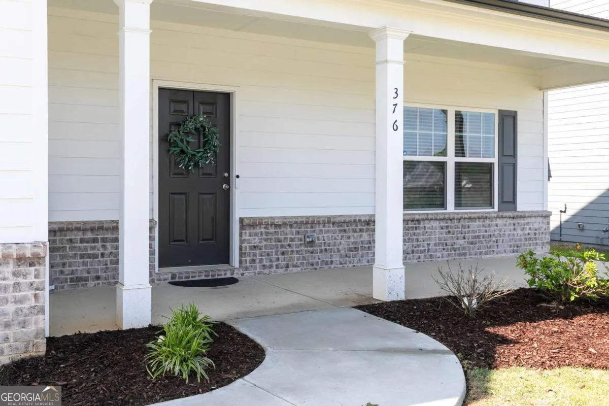 376 River Run Dr — photo 2 of 36