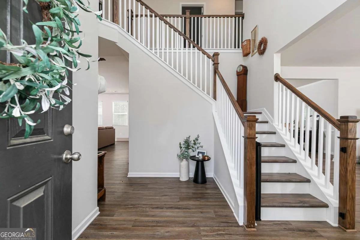 376 River Run Dr — photo 13 of 36