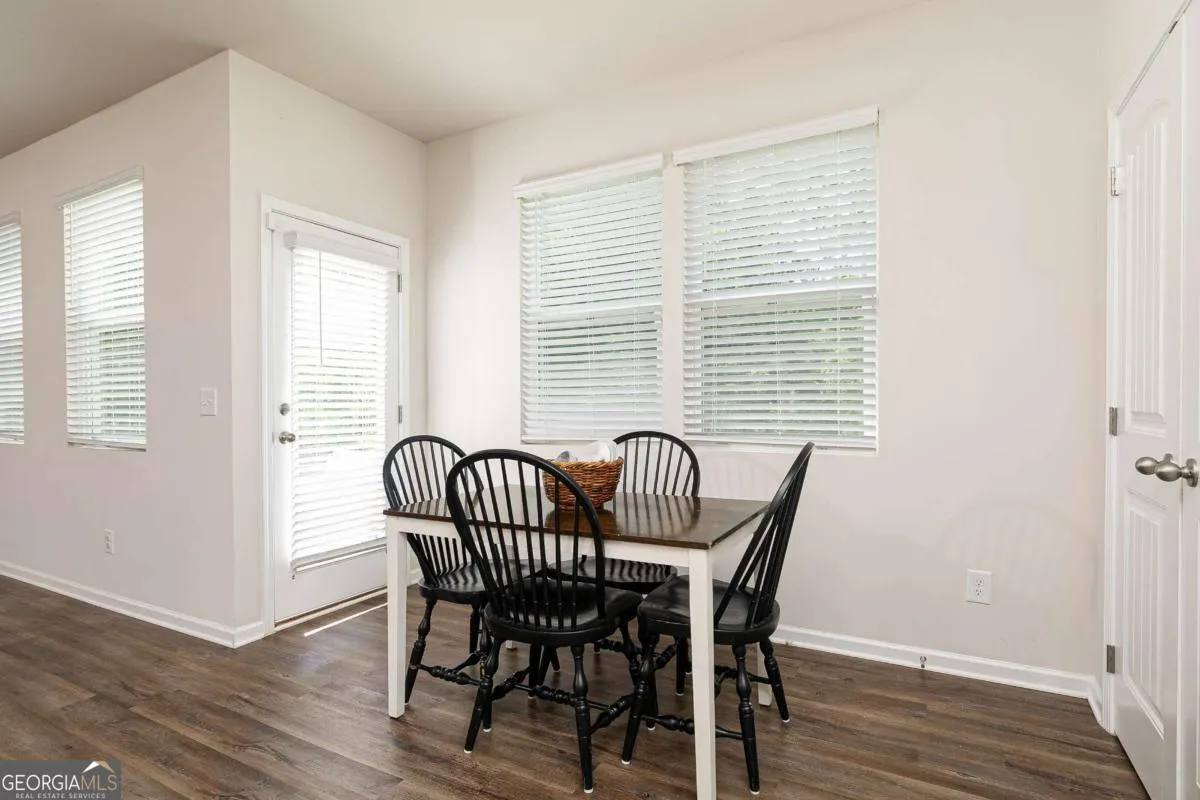 376 River Run Dr — photo 6 of 36