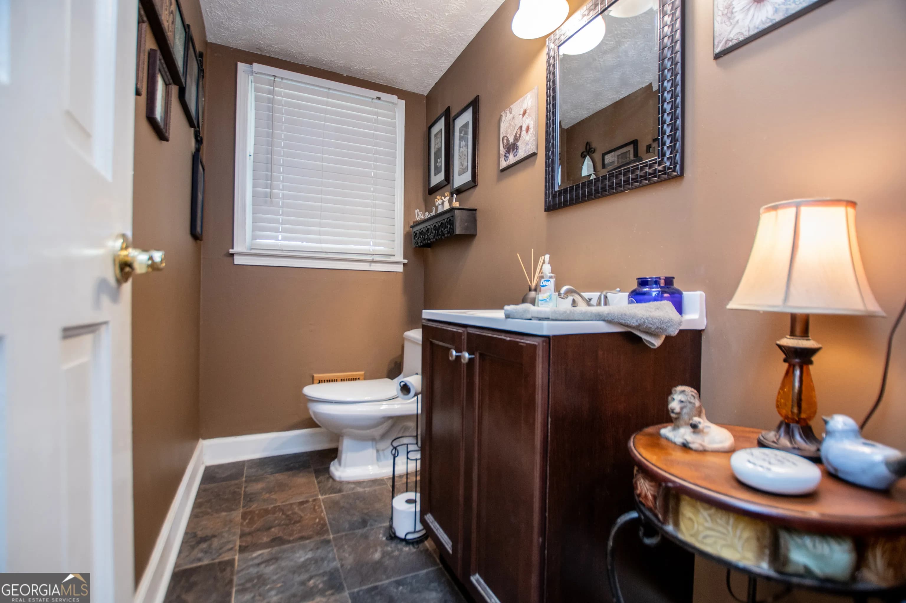 4049 Roy Ct — photo 19 of 43