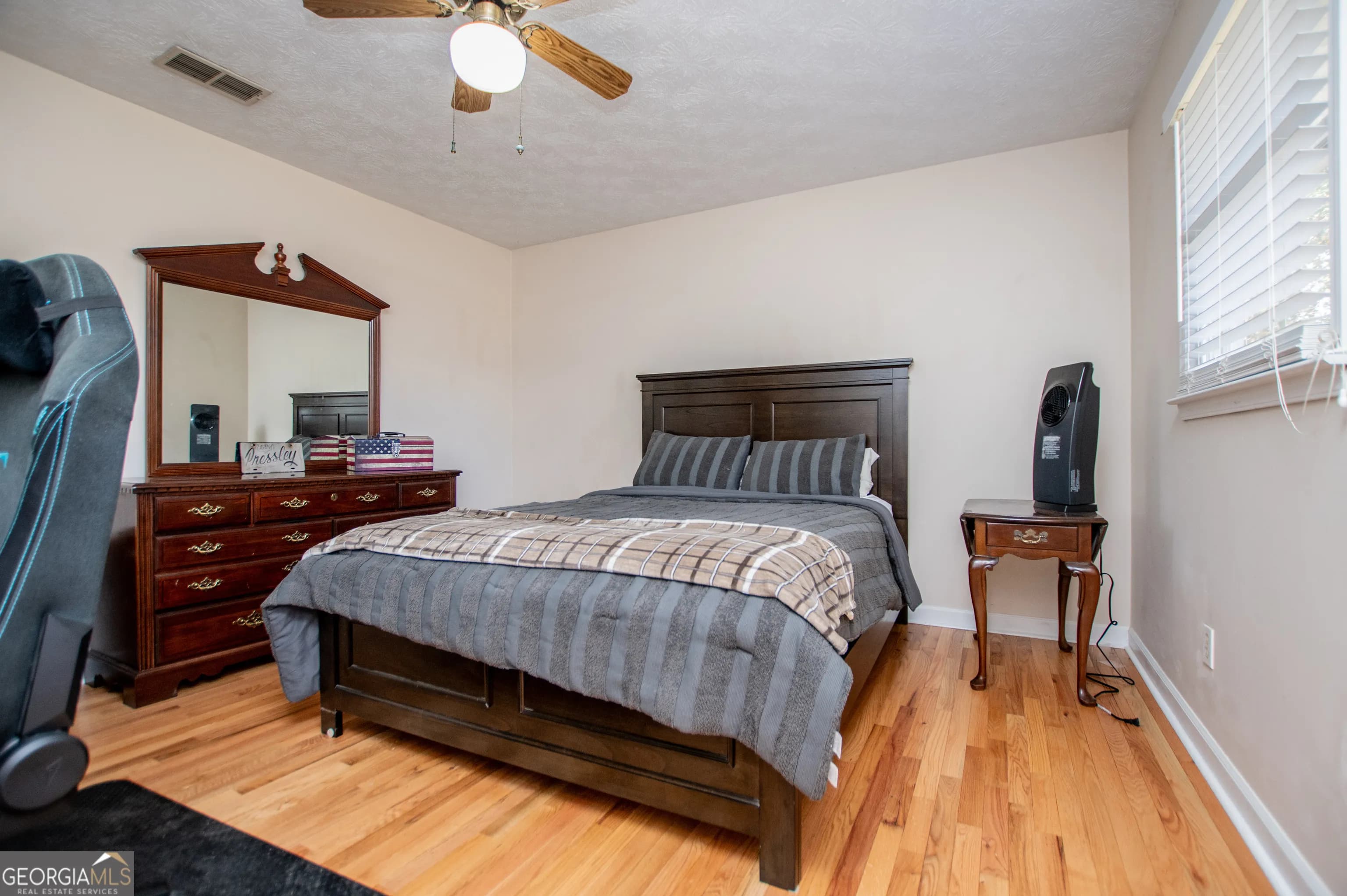 4049 Roy Ct — photo 29 of 43