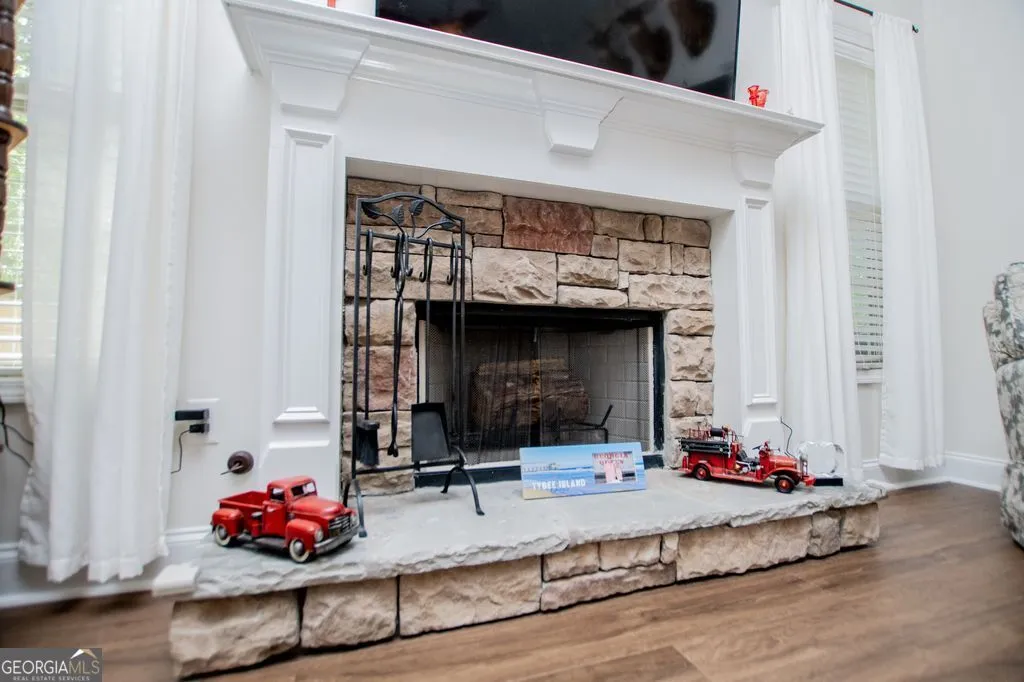 170 Saddleridge Dr — photo 8 of 64
