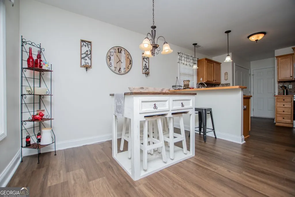 170 Saddleridge Dr — photo 10 of 64