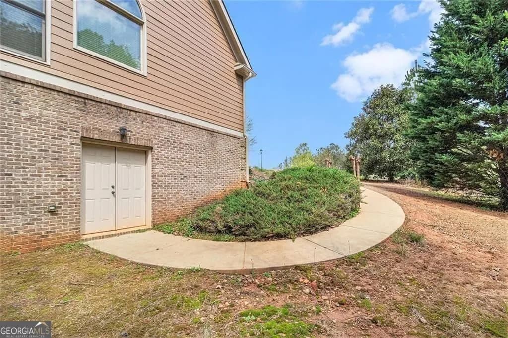 7497 Treehouse Ct — photo 45 of 64