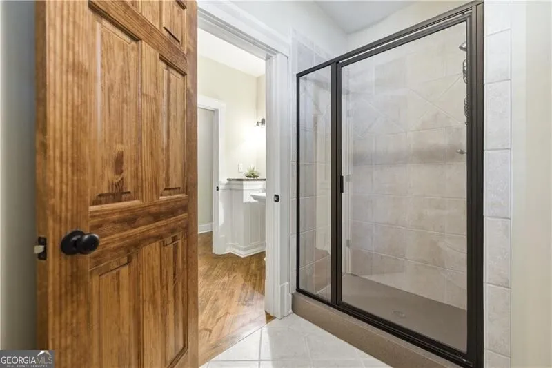 136 Lullwater Ln — photo 20 of 80