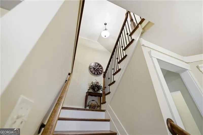 136 Lullwater Ln — photo 31 of 80