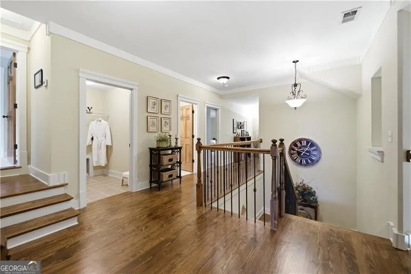136 Lullwater Ln — photo 32 of 80