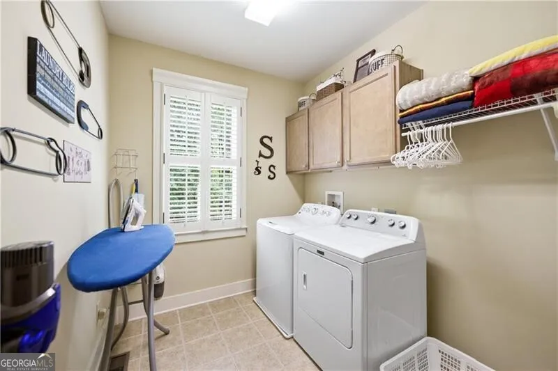 136 Lullwater Ln — photo 23 of 80