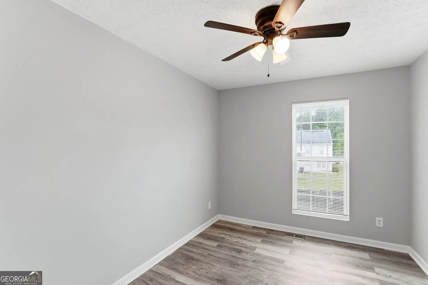 1792 Gold Finch Way — photo 6 of 29
