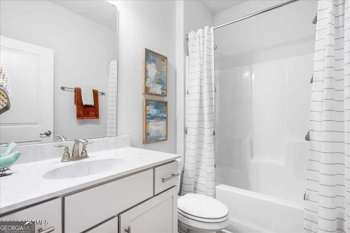 205 Laney Dr — photo 10 of 19