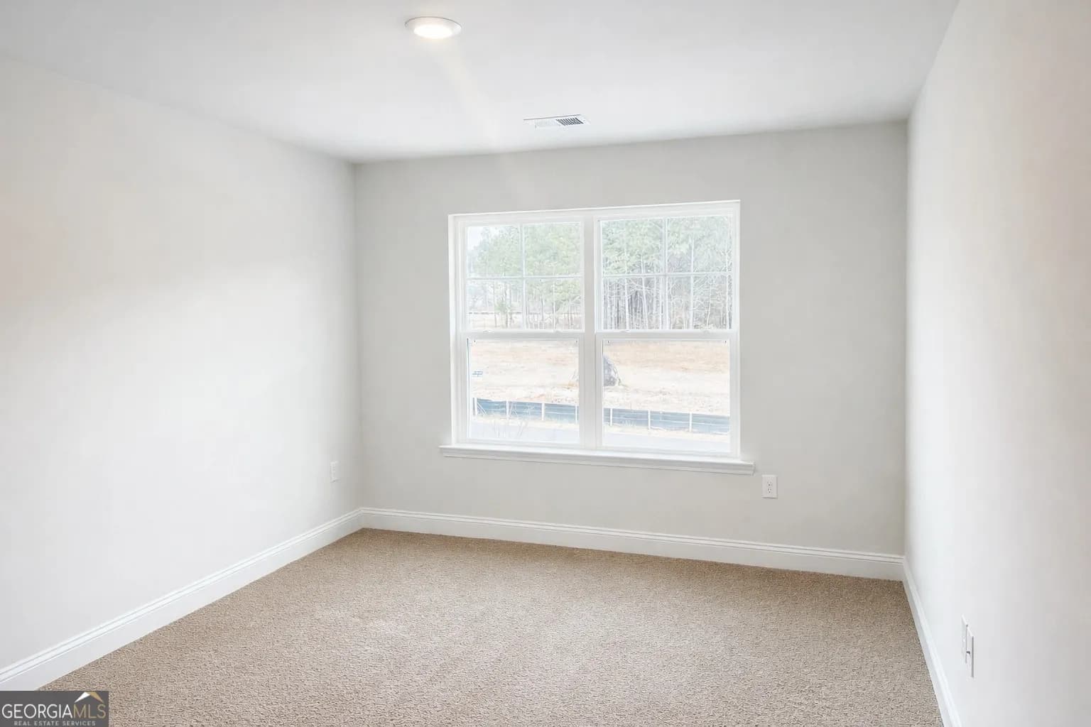 207 Laney Dr — photo 8 of 25