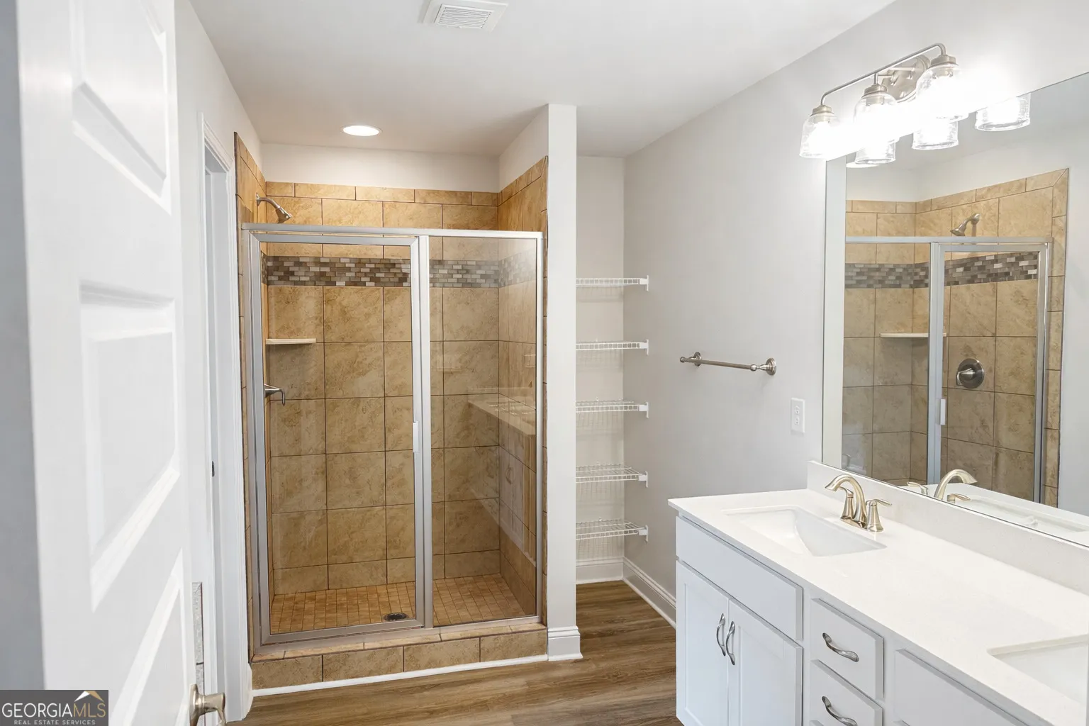 207 Laney Dr — photo 18 of 25