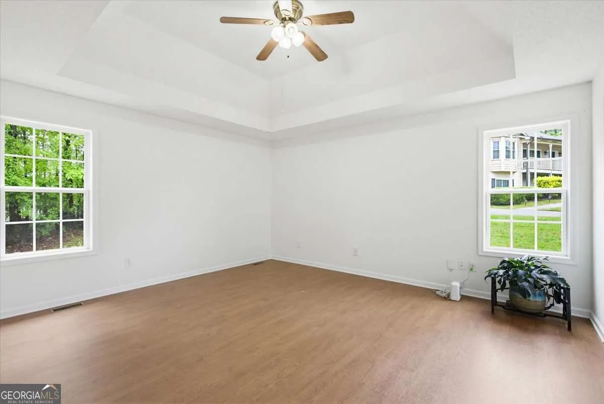 108 Misty Oak Ln — photo 9 of 37