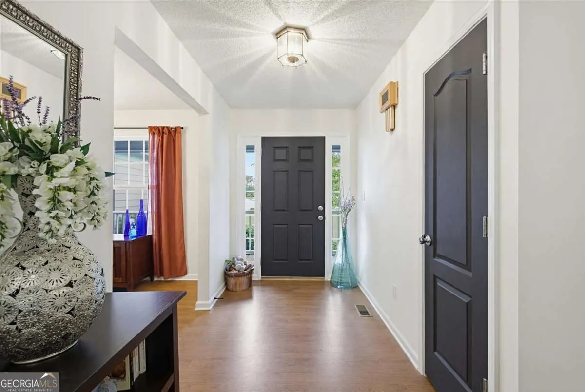 108 Misty Oak Ln — photo 33 of 37