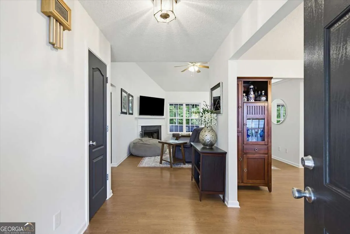 108 Misty Oak Ln — photo 32 of 37