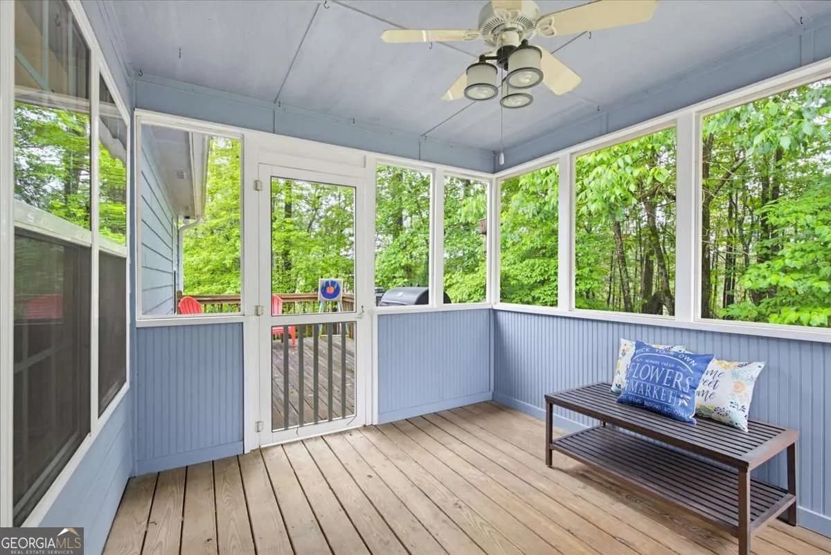 108 Misty Oak Ln — photo 23 of 37