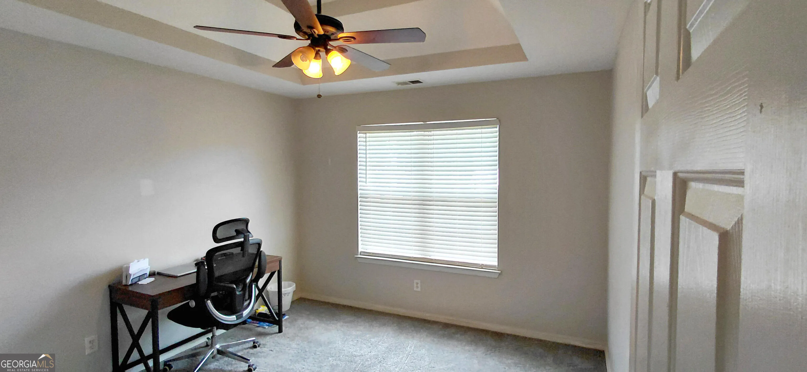6715 Manor Creek Dr — photo 21 of 36