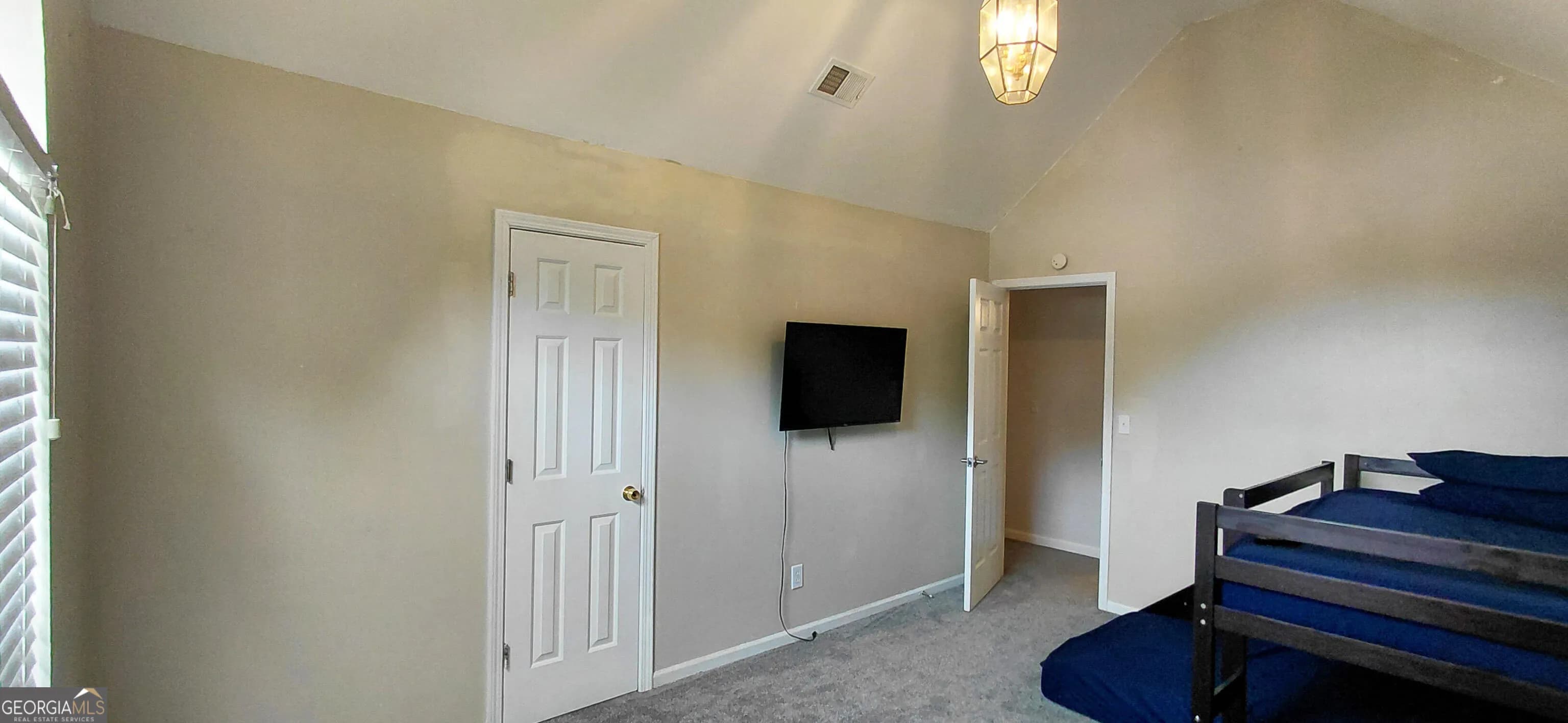 6715 Manor Creek Dr — photo 19 of 36