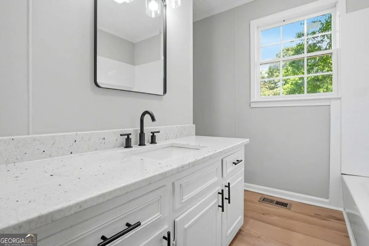 110 South St — photo 19 of 33