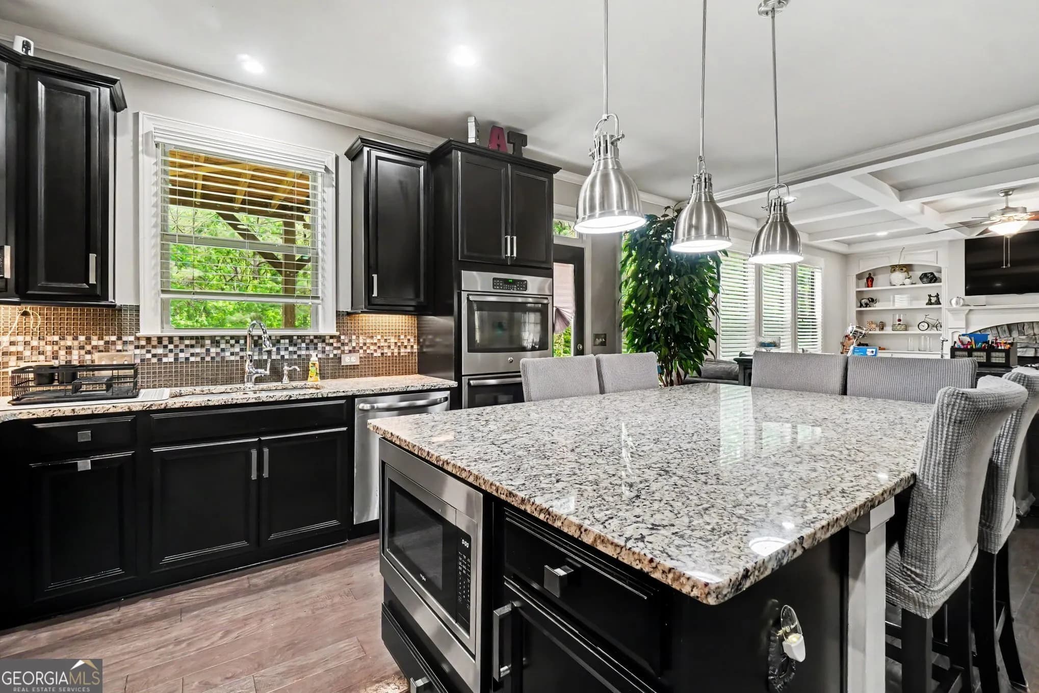 93 Grace Arbor Ln — photo 3 of 44