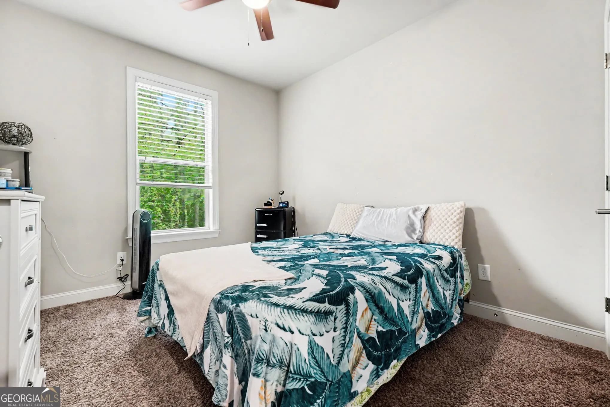 93 Grace Arbor Ln — photo 9 of 44