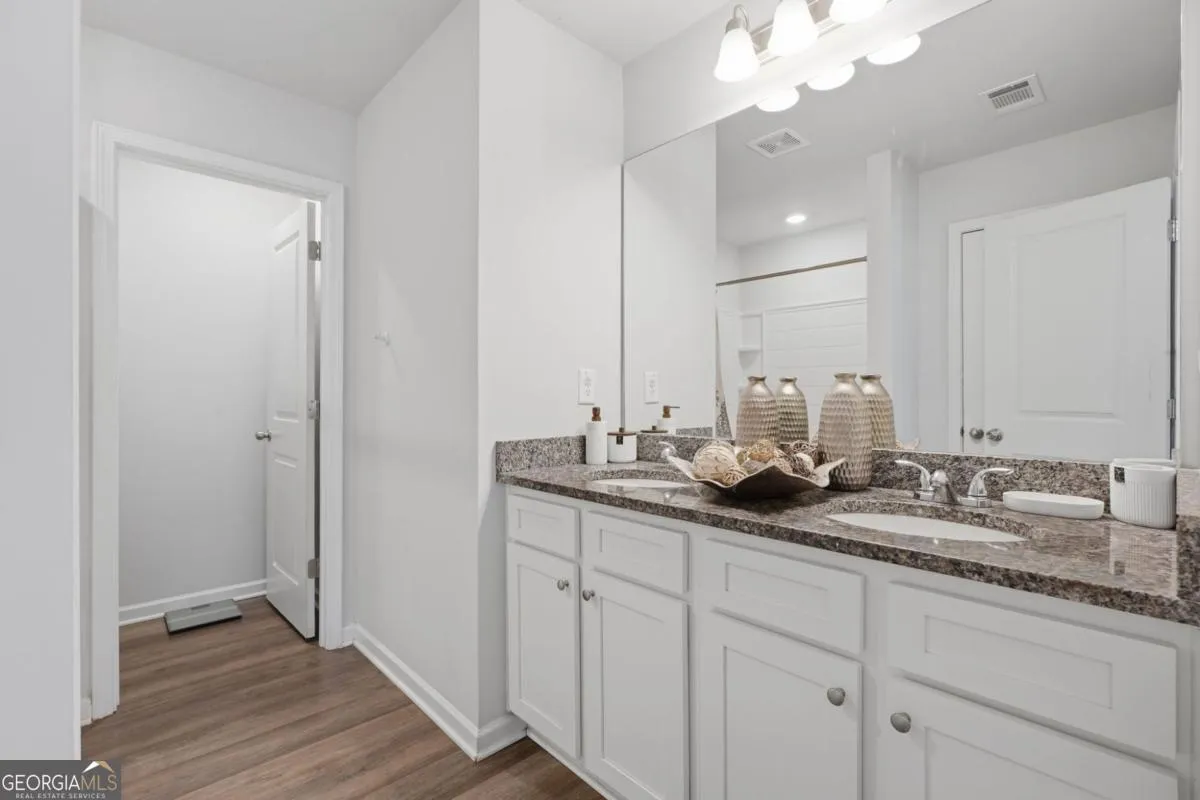404 Cassidy Trl — photo 8 of 28
