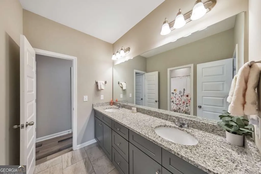 54 Ashbridge Ln — photo 25 of 51