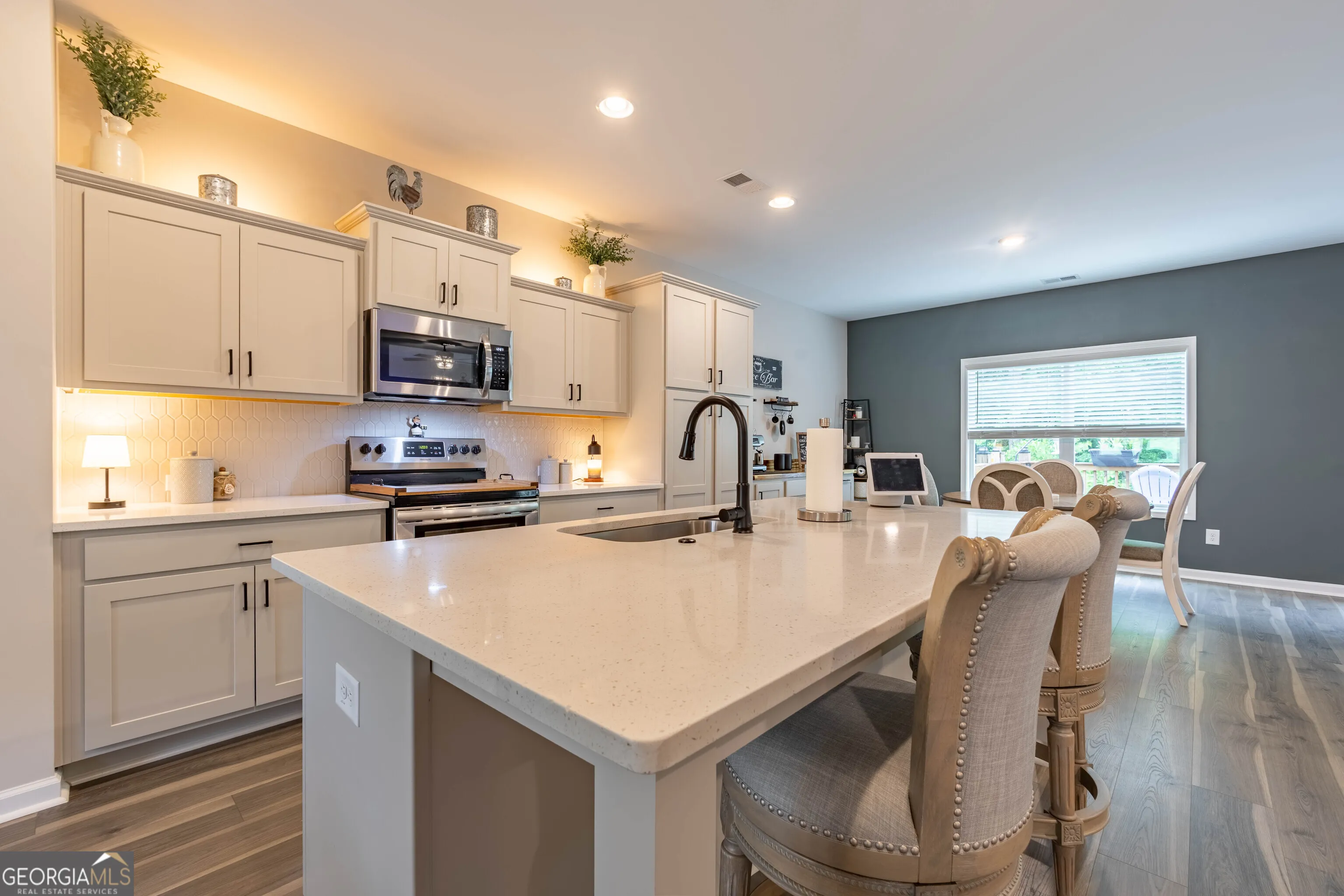 157 Kris St — photo 10 of 53