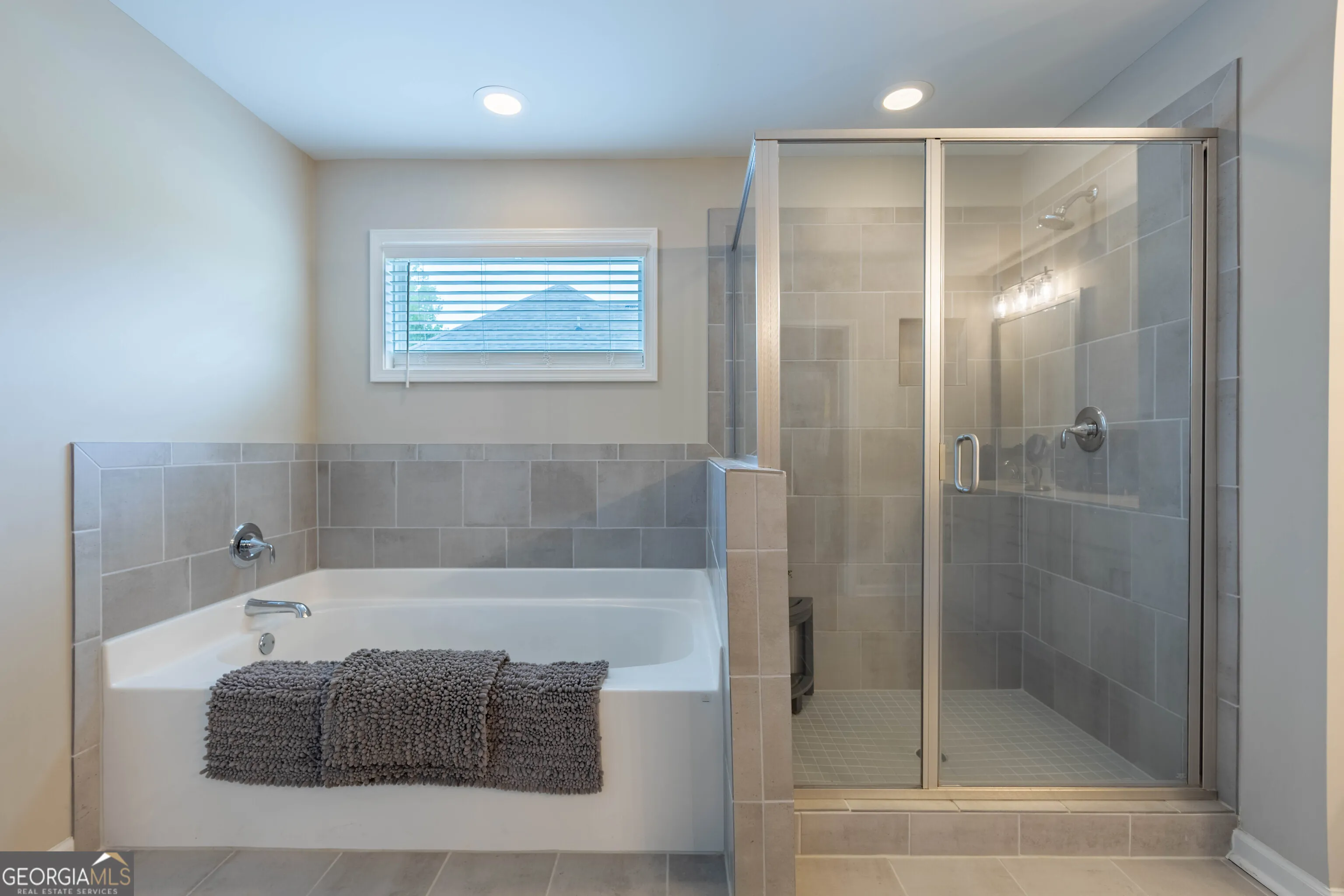 157 Kris St — photo 20 of 53