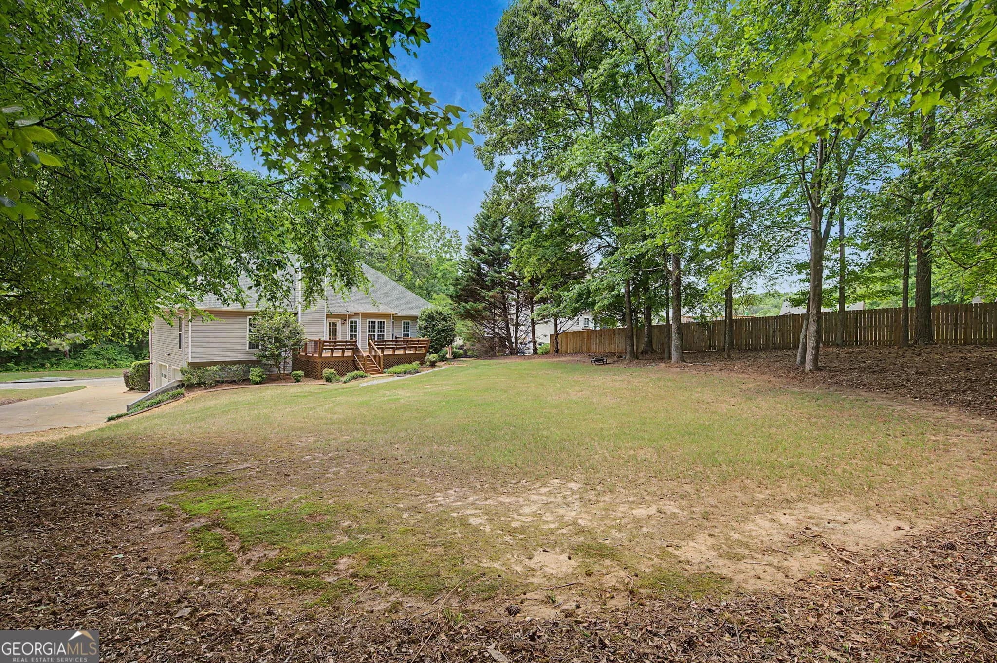 222 Riverstone Dr — photo 36 of 56