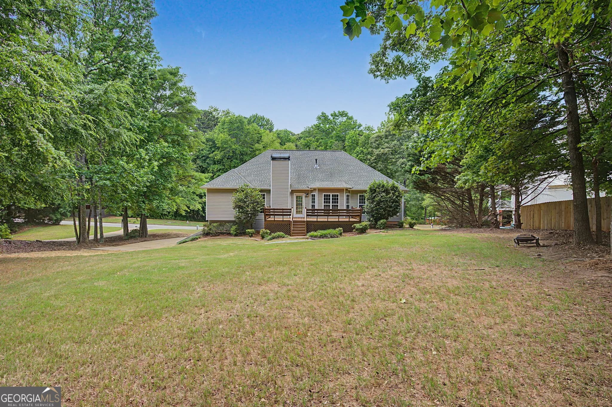 222 Riverstone Dr — photo 37 of 56