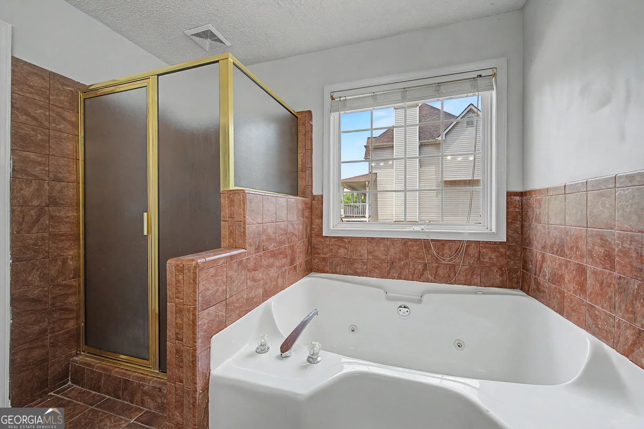 222 Riverstone Dr — photo 23 of 56