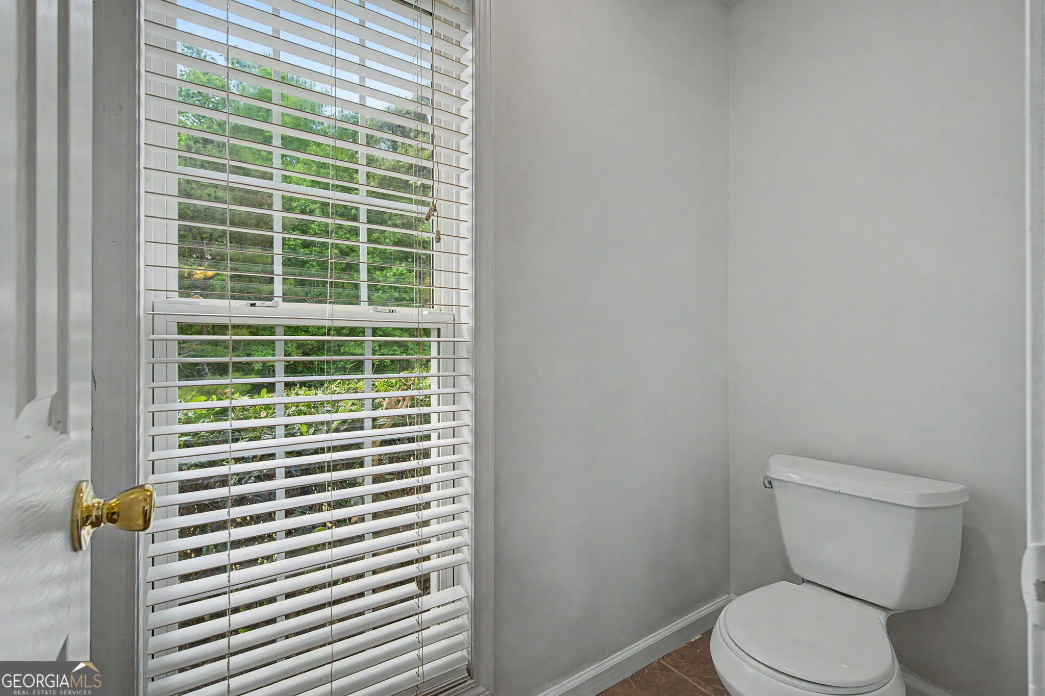 222 Riverstone Dr — photo 26 of 56