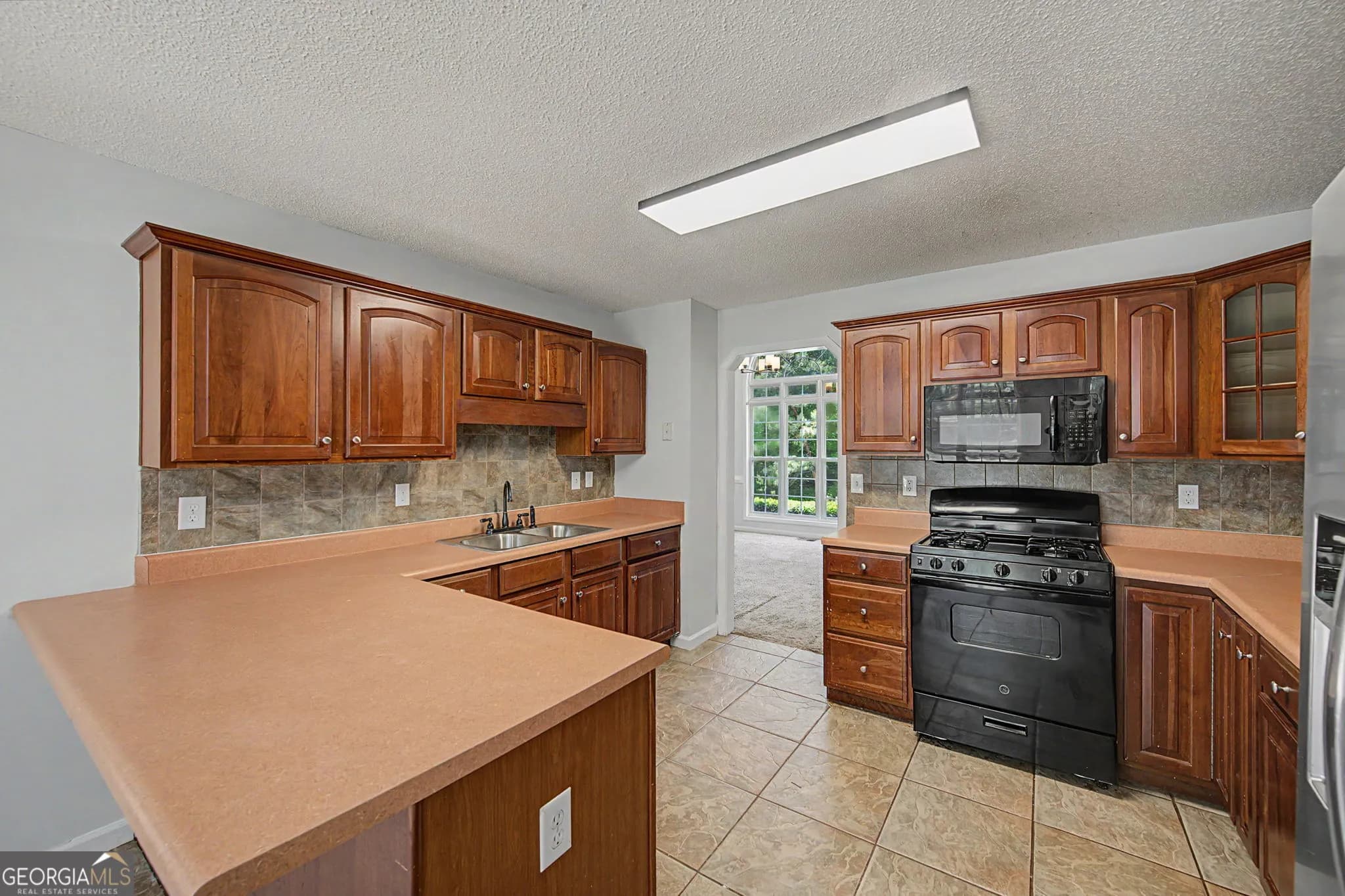 222 Riverstone Dr — photo 8 of 56