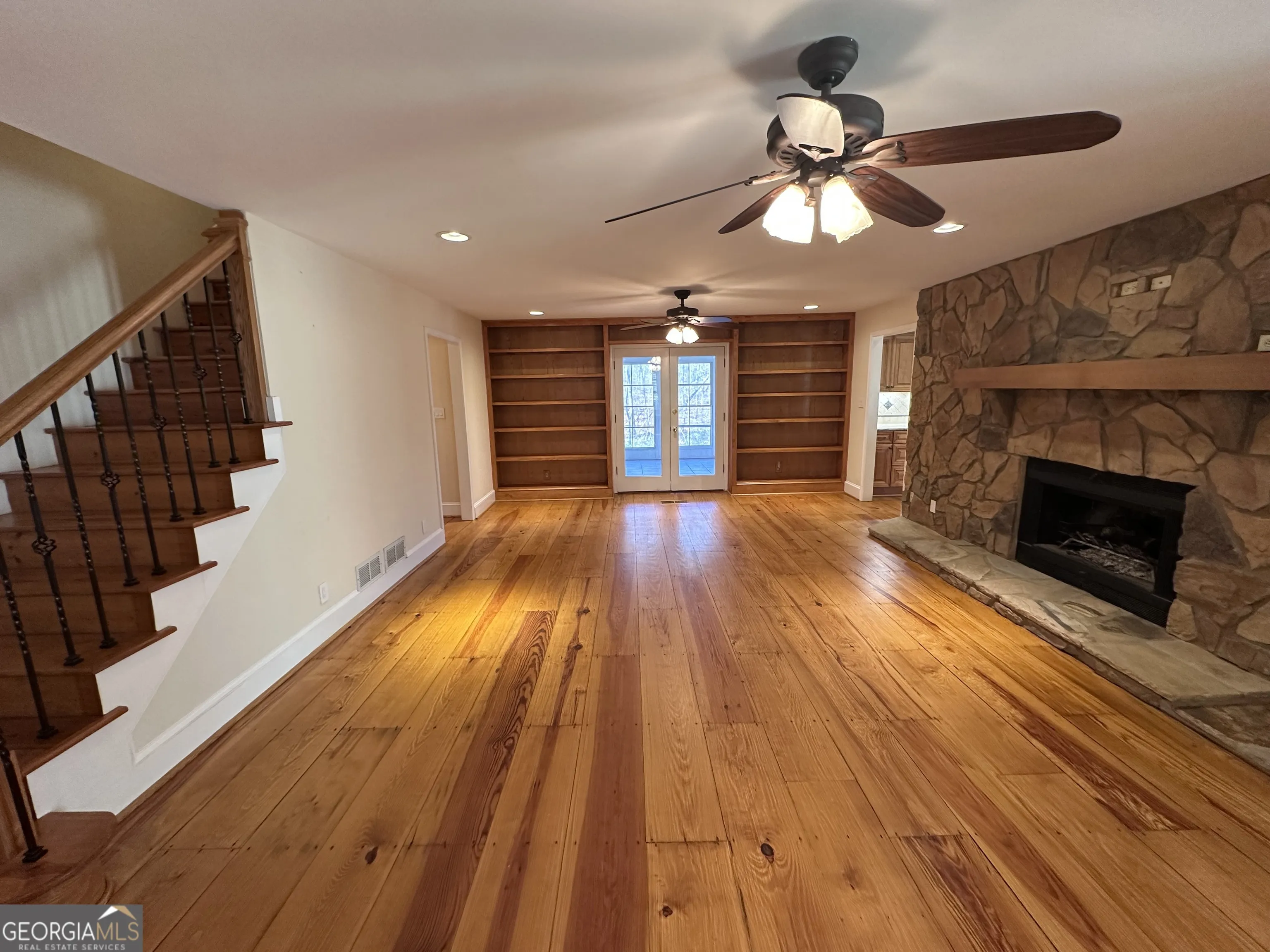 8518 Downs Rd — photo 2 of 82